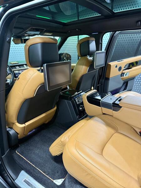 Range Rover Autobiography
