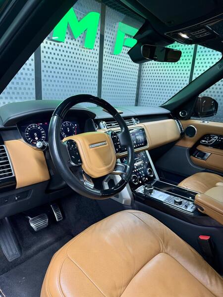 Range Rover Autobiography