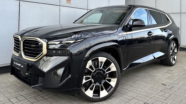 BMW XM