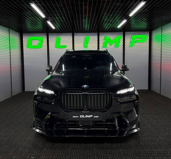BMW X7 M50I