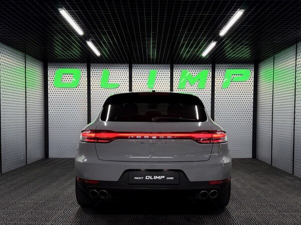 Porsche Macan S